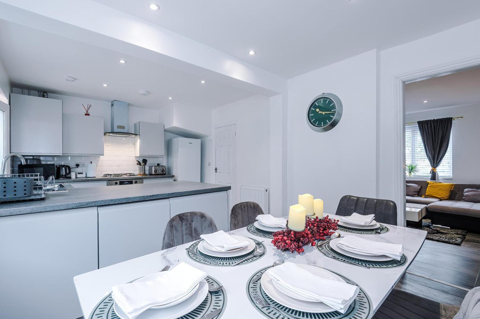 Comfort Place - 3 Bedroom House In Chester - Sleeps 6 المظهر الخارجي الصورة